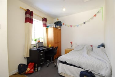 2 bed flat, Gilwell Street,, City Centre, Plymouth, PL48BU - Image 3
